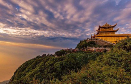 中国最美十大名山，你知道几座？