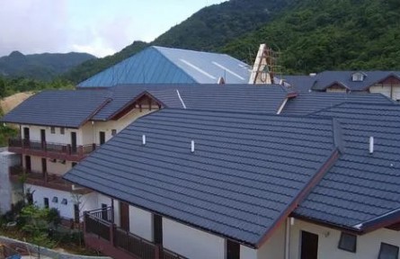 钢结构屋面的铁皮瓦如何正确做防水？