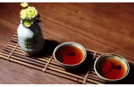 夏天一般喝什么茶对身体好，这4种茶值得推荐！
