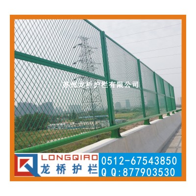 龙桥厂订制框架护栏 公路防抛隔离网 区域隔离围栏 浸塑绿色